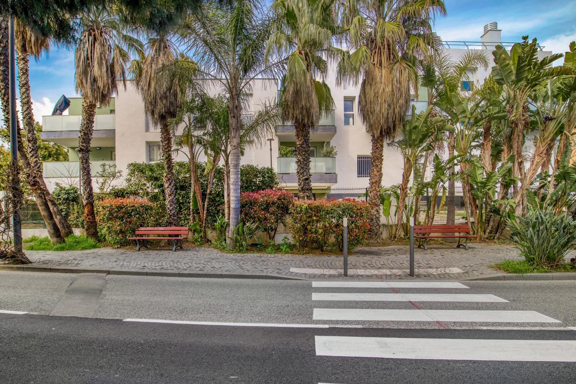 Nouvelle Ere - Appt A Moins D'Un Km De La Plage Le Lavandou Exteriör bild